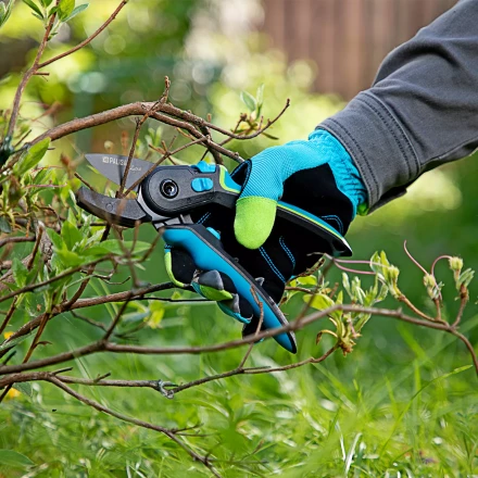 Секатор с наковальней Palisad, 220 мм, регулировка захвата, трехкомпонентные рукоятки, Luxe, 604805 купить в Нефтеюганске