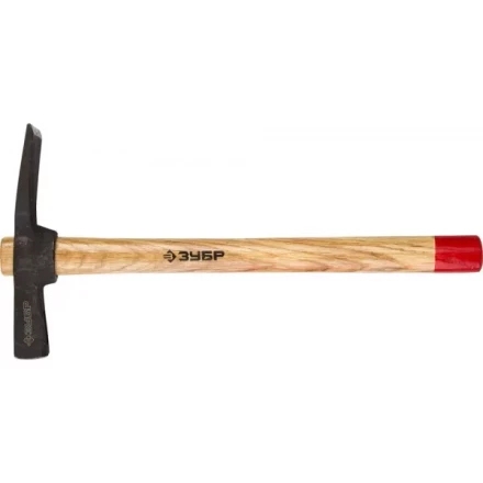 Молоток-кирочка ЗУБР &quot;МАСТЕР&quot; каменщика с деревянной рукояткой, 600г 2015-06_z01 купить в Нефтеюганске