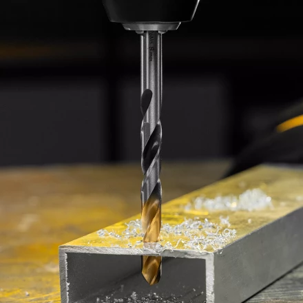 Сверло спиральное по металлу Denzel 8 x 117мм, Р6М5, Golden Tip, многогранная заточка, 718282 купить в Нефтеюганске