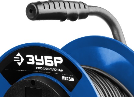 Удлинитель на катушке &quot;ПВС 315&quot;, 50 м, 3500 Вт, 4 гнезда, IP44, ПВС 3х1,5 кв мм, ЗУБР 55081-50 купить в Нефтеюганске