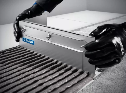 ЗУБР зуб 10*10 мм, до 600 мм, оцинкованная сталь, Раздвижная гребенка для плитки, ПРОФЕССИОНАЛ (08045-10) купить в Нефтеюганске