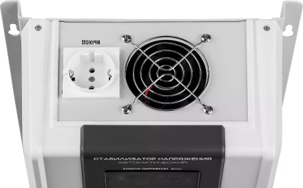 ЗУБР 5000ВА, 5 кВт, автоматический стабилизатор напряжения, Профессионал (59385-5) купить в Нефтеюганске