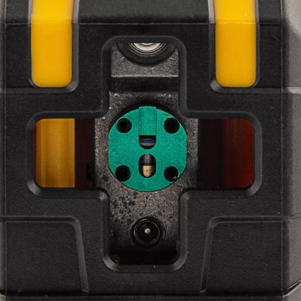 Лазерный уровень LX 03 Green, 30 м, 520 нм, резьба 1/4&quot; Denzel 35058 купить в Нефтеюганске