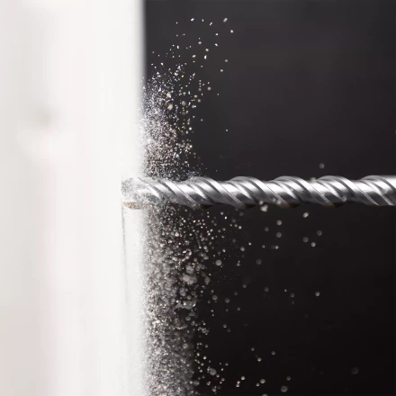 Бур по бетону Denzel, 14 x 310 мм , двойная спираль, три пылеотводящие кромки, 705033 купить в Нефтеюганске