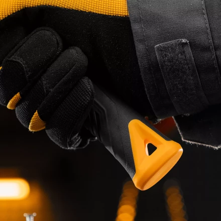 Молоток слесарный, 300 г Denzel, кованый, фибергласовая рукоятка c TPR покрытием 10483 купить в Нефтеюганске