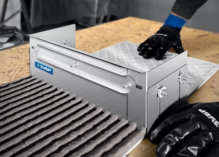 ЗУБР зуб 12*12 мм, до 600 мм, оцинкованная сталь, Раздвижная гребенка для плитки, ПРОФЕССИОНАЛ (08045-12) купить в Нефтеюганске