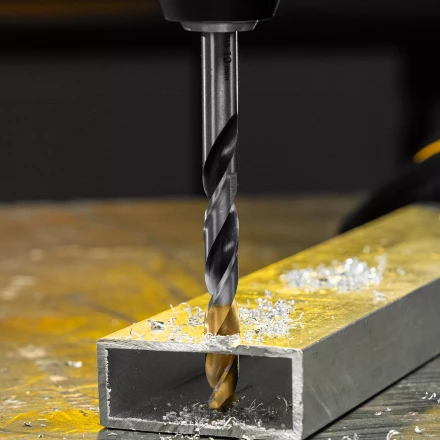 Сверло спиральное по металлу Denzel 10 x 133мм, Р6М5, Golden Tip, многогранная заточка, 718285 купить в Нефтеюганске