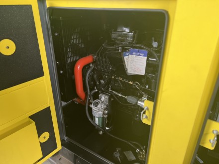 Дизельный генератор Vektor AD-30Y-T400 в шумозащитном кожухе купить в Нефтеюганске