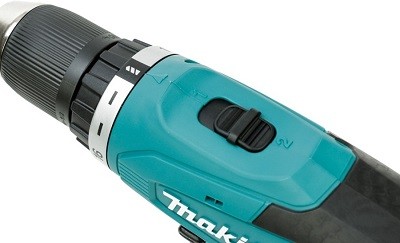 Аккумуляторная дрель-шуруповерт Makita DF457DWLE купить в Нефтеюганске