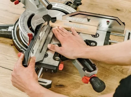 Пила торцевая KGSV 72 Metabo купить в Нефтеюганске