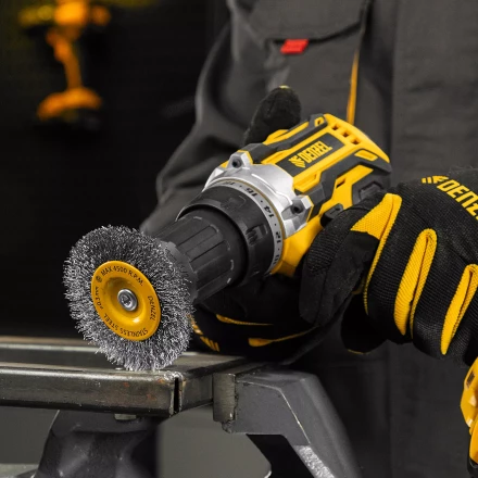 Щетка для дрели, 75 мм, Плоская, со шпилькой, нержавеющая витая проволока Denzel 744603 купить в Нефтеюганске