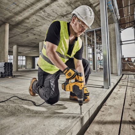 Перфоратор  D25333 K SDS-plus DeWalt купить в Нефтеюганске