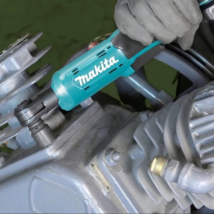 Аккумуляторный угловой гайковерт Makita WR100DZ (без АКБ и ЗУ) купить в Нефтеюганске