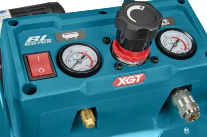 Компрессор аккумуляторный  Makita AC001GZ (9.3 bar, 40V,  без АКБ и ЗУ) купить в Нефтеюганске