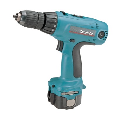 Аккумуляторная дрель-шуруповерт Makita 6317DWAE купить в Нефтеюганске