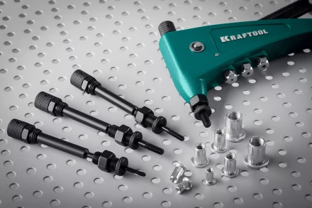 Резьбовая насадка для заклепочника KRAFTOOL 31180-M5 купить в Нефтеюганске