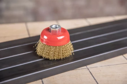 Кордщетка HAMMER чаша 85мм для УШМ гофрированная латунированная сталь (207-103) купить в Нефтеюганске