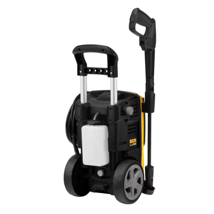 Моечная машина высокого давления Denzel R-180 58238, 2200 Вт, 180 бар, 380 л/ч, колесная купить в Нефтеюганске