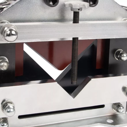 Уголкорез гидравлический КВТ УР-110 для уголков до 110х110х8 мм (89258) купить в Нефтеюганске