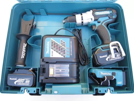 Дрель-шуруповерт аккумуляторная Makita DHP454RFE купить в Нефтеюганске