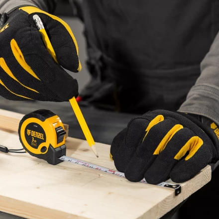 Рулетка Denzel 3м х 13мм, двухкомп. корпус, кнопка-пауза, 31540 купить в Нефтеюганске