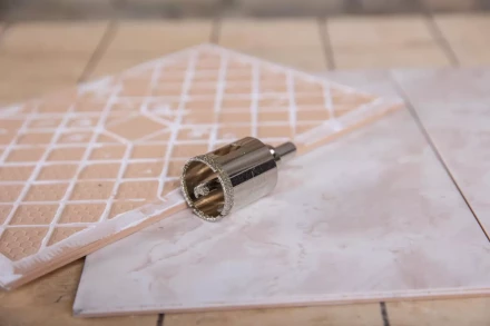 Коронка алмазная HAMMER Ф35мм HEX (DHS 35.0*65/5) купить в Нефтеюганске