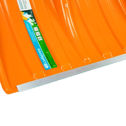 Лопата для уборки снега пластиковая Сибртех, 490х370х1350 мм, стальной черенок, усиленная 61667 купить в Нефтеюганске