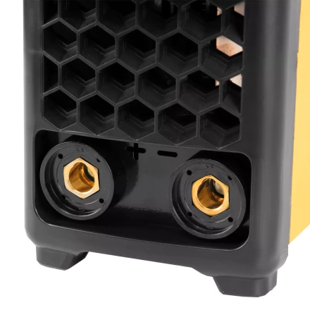 Аппарат инвертор. дуговой сварки SDM-220 Top, 220 А, ПВ 60%// Denzel 94357 купить в Нефтеюганске