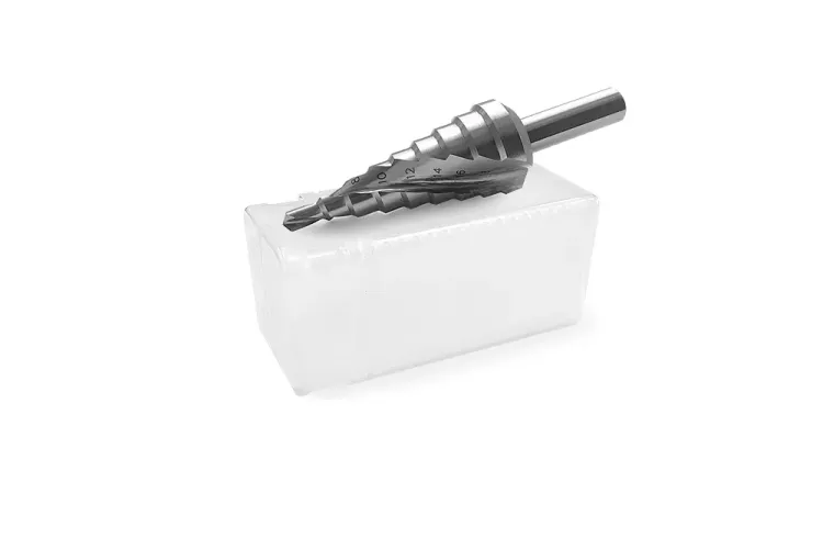 Ступенчатое сверло MESSER со спиральной канавкой. Диаметр 4-20 мм. Ступеней 9. купить в Нефтеюганске