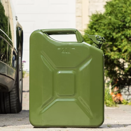 Канистра для ГСМ Stels 53145, металлическая, 20 литров купить в Нефтеюганске