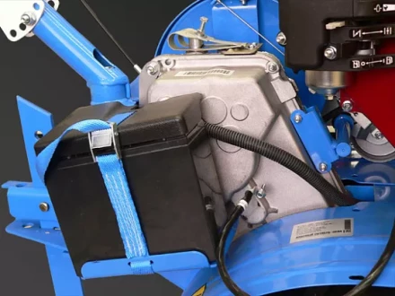 Мотоблок Нева МБ-23Б-10 ФС (с фарой и электростартером) купить в Нефтеюганске