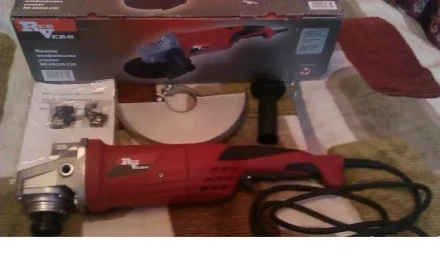 Шлифмашина RedVerg УШМ RD-AG210-230 Болгарка купить в Нефтеюганске