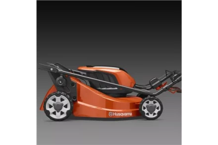 Аккумуляторная газонокосилка, самоходная Husqvarna LC347iV купить в Нефтеюганске