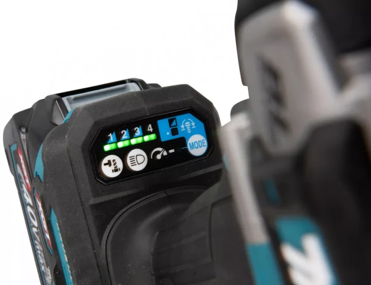 Аккумуляторный ударный гайковерт  XGT Makita TW007GD201 купить в Нефтеюганске