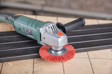 Кордщетка HAMMER плоская 125мм для УШМ нейлон (207-115) купить в Нефтеюганске