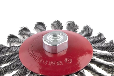 Кордщетка HAMMER тарелка 125мм для УШМ витая сталь (207-113) купить в Нефтеюганске