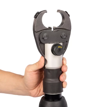 Пресс гидравлический аккумуляторный КВТ ПГРА-СО-32 для монтажа фитингов на трубы PEX, медные и из нержавеющей стали (89617) купить в Нефтеюганске