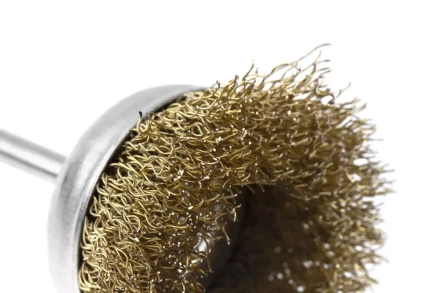 Кордщетка HAMMER чаша 50мм для дрели гофрированная латунированная сталь (207-201) купить в Нефтеюганске