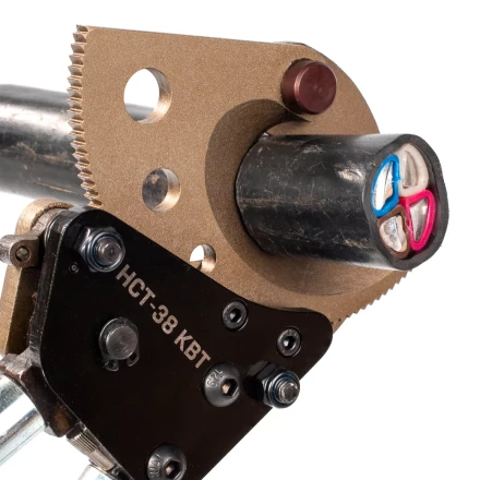 Секторные ножницы КВТ НСТ-38 для резки кабелей до 38 мм, проводов АС со стальным сердечником и прутков из низкоуглеродистой стали (84394) купить в Нефтеюганске