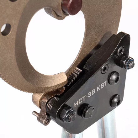 Секторные ножницы КВТ НСТ-38 для резки кабелей до 38 мм, проводов АС со стальным сердечником и прутков из низкоуглеродистой стали (84394) купить в Нефтеюганске