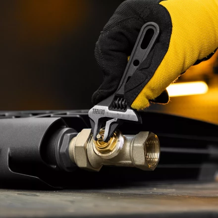 Ключ разводной 115 мм Denzel, CrV, кованый, укороченная рукоятка 15751 купить в Нефтеюганске