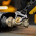 Ключ разводной 115 мм Denzel, CrV, кованый, укороченная рукоятка 15751 купить в Нефтеюганске