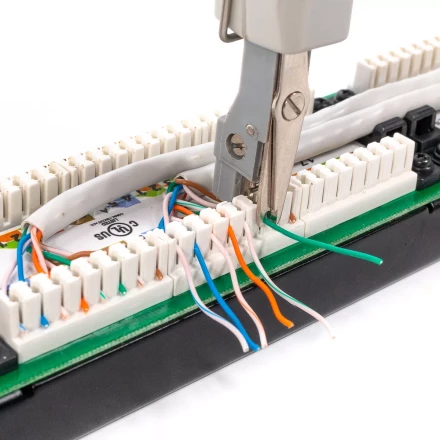 Инструмент КВТ PD-01 для заделки витой пары в кросс-панель (85736) купить в Нефтеюганске