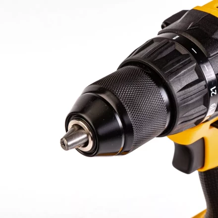 Дрель-шуруповерт аккумуляторная BLDL-IB-18-02 Denzel 26121 купить в Нефтеюганске