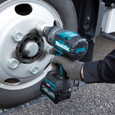 Аккумуляторный ударный гайковерт Makita TW001GZ (без АКБ и ЗУ) купить в Нефтеюганске