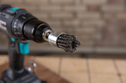 Кордщетка HAMMER кисть 28мм для дрели витая сталь (207-211) купить в Нефтеюганске