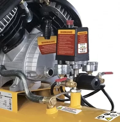 Компрессор масляный поршневой прямой привод  DENZEL PC 2/100-360 58078 купить в Нефтеюганске