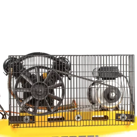 Компрессор воздушный BCV2200/100, ременный привод, 2.2 кВт, 100 литров, 370 л/мин Denzel 58110 купить в Нефтеюганске