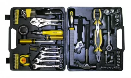 Набор инструмента 67 предметов пластиковый кейс 57053 купить в Нефтеюганске