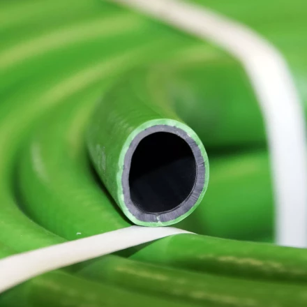 Шланг 3/4 х 15м ВЕДУГА Премиум зелёный 45961 купить в Нефтеюганске